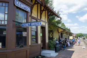 WK&S Ticket Office and People, railroad, train station