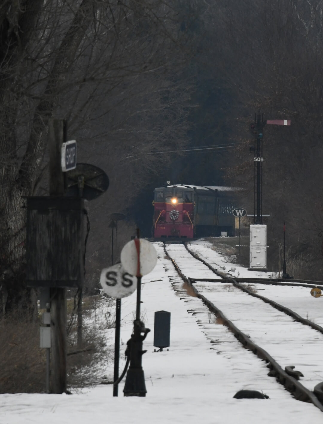 kempton train coming down the snowy tracks